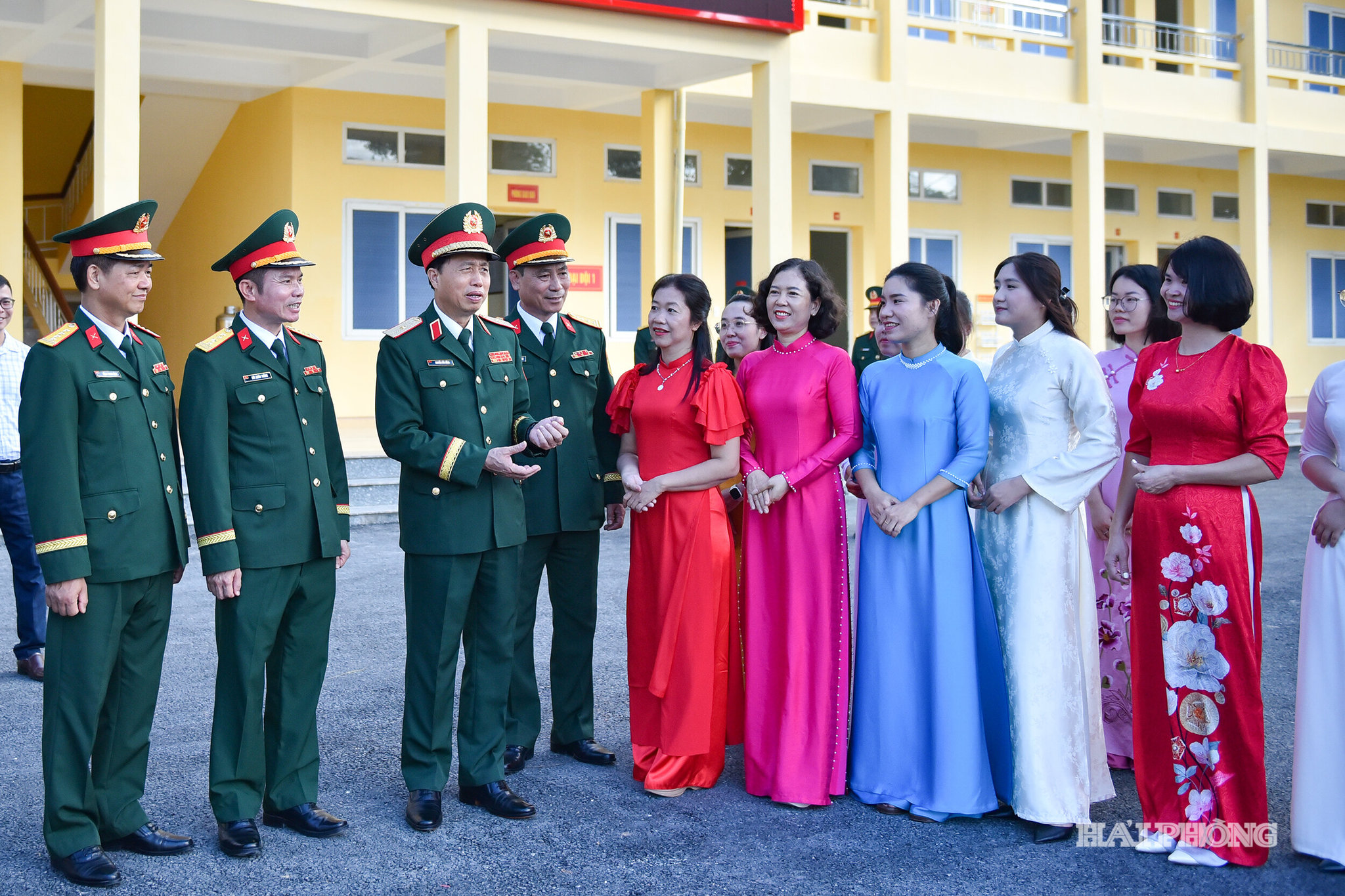 truong thieu sinh quan3