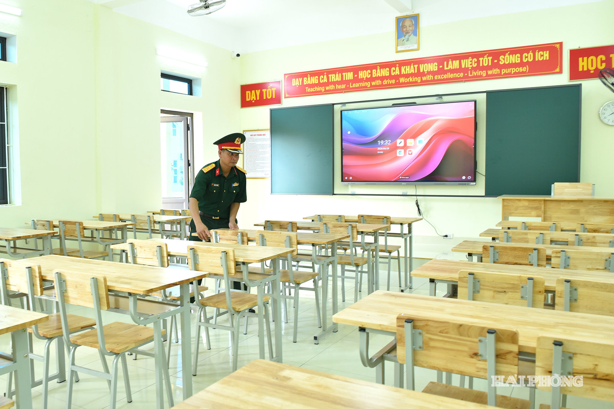 truong thieu sinh quan5