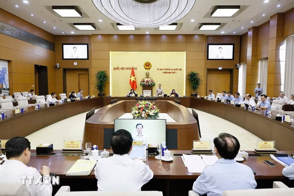 ttxvn-ubtv-quoc-hoi-cho-y-kien-ve-luat-nha-o-sua-doi-va-luat-kinh-doanh-bat-dong-san-sua-doi-3.jpg