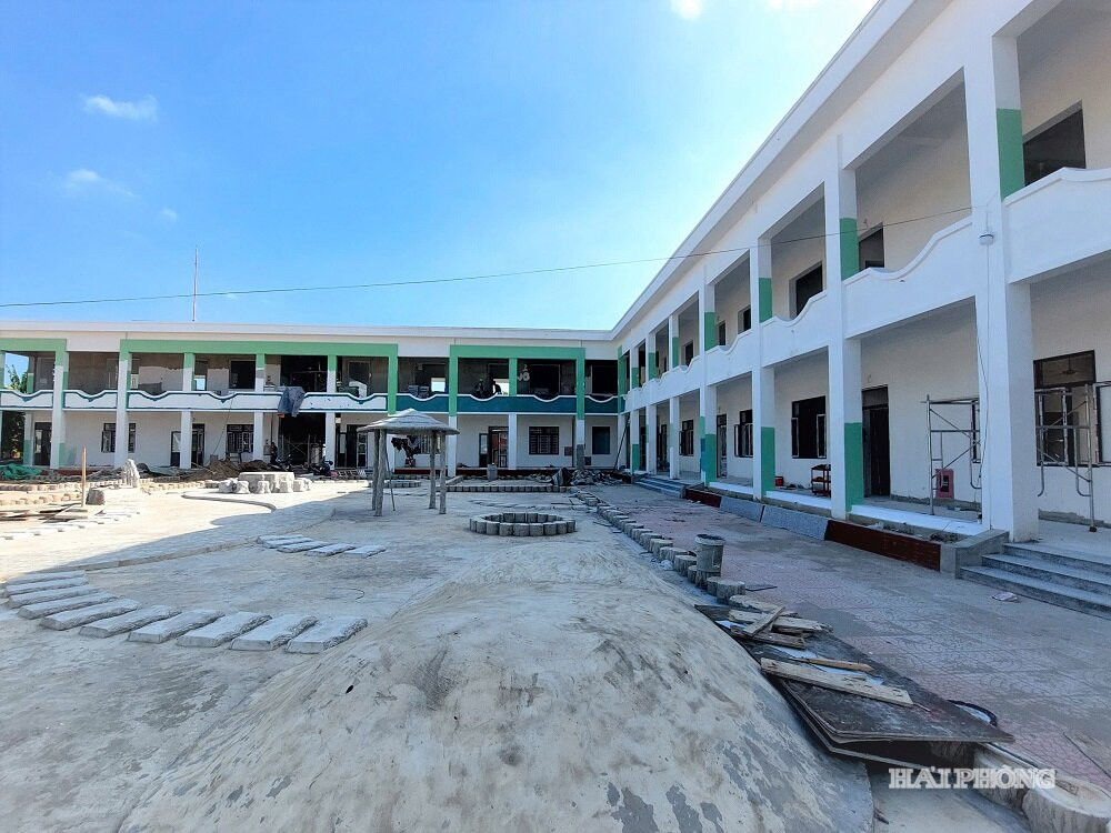 Đến nay, hạng mục xây mới dãy nhà lớp học Trường Mầm non Tân Tiến (điểm Do Nha) đã cơ bản hoàn thành.