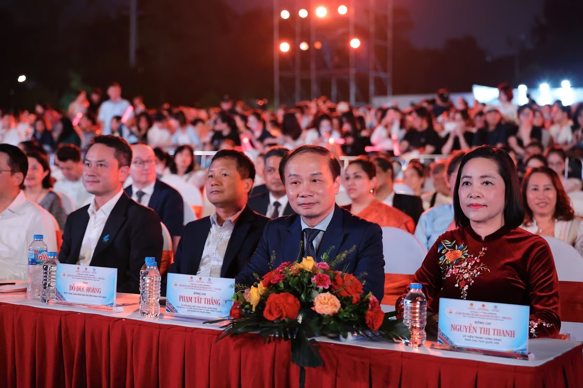 vna-potal-le-hoi-van-hoa-the-gioi-tai-ha-noi-khep-lai-voi-nhieu-dau-an-212408468-9065972.jpg