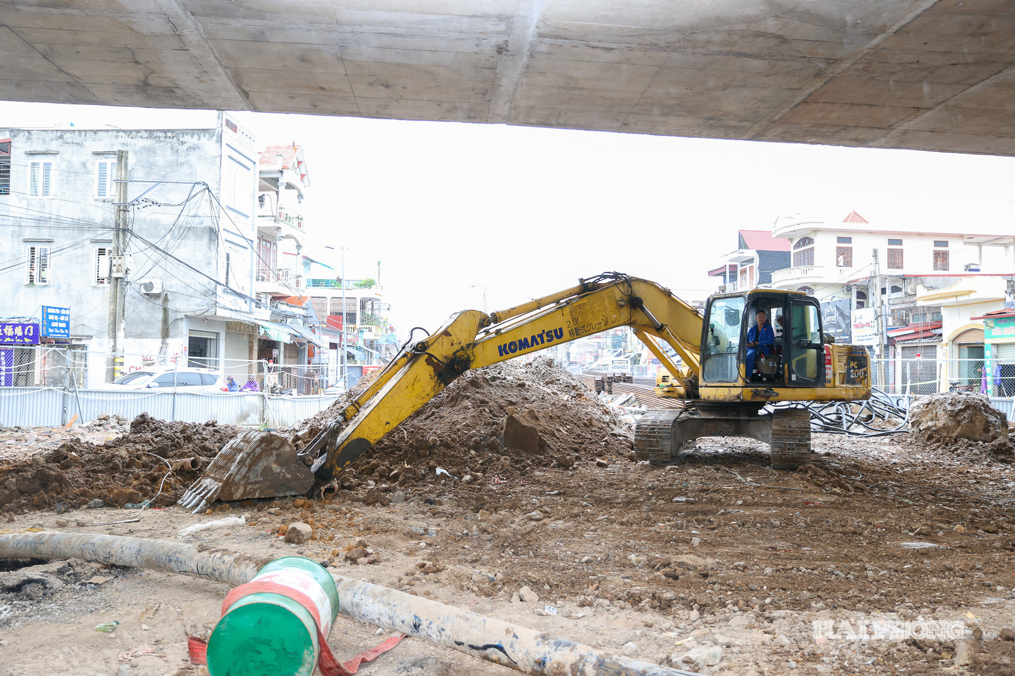 Máy mcos thiết bị chuyên dụng thi công tại dự án