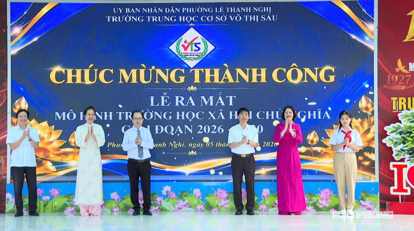 chuc-mung-thanh-cong-le-ra-mat.jpg