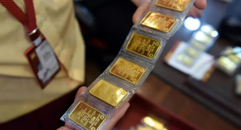 Giá vàng miếng SJC giao dịch trong khoảng từ 140,5-143,5 triệu đồng/lượng. (Ảnh: Vietnam+)