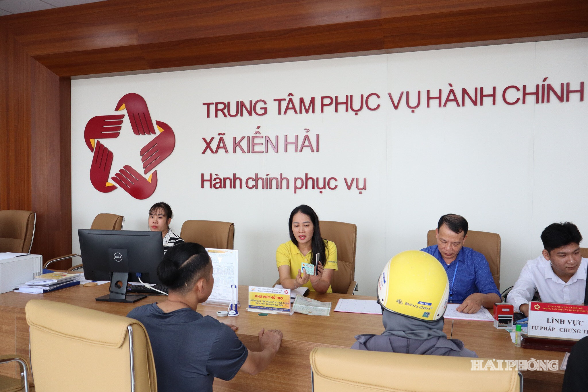 buu-chinh.jpg