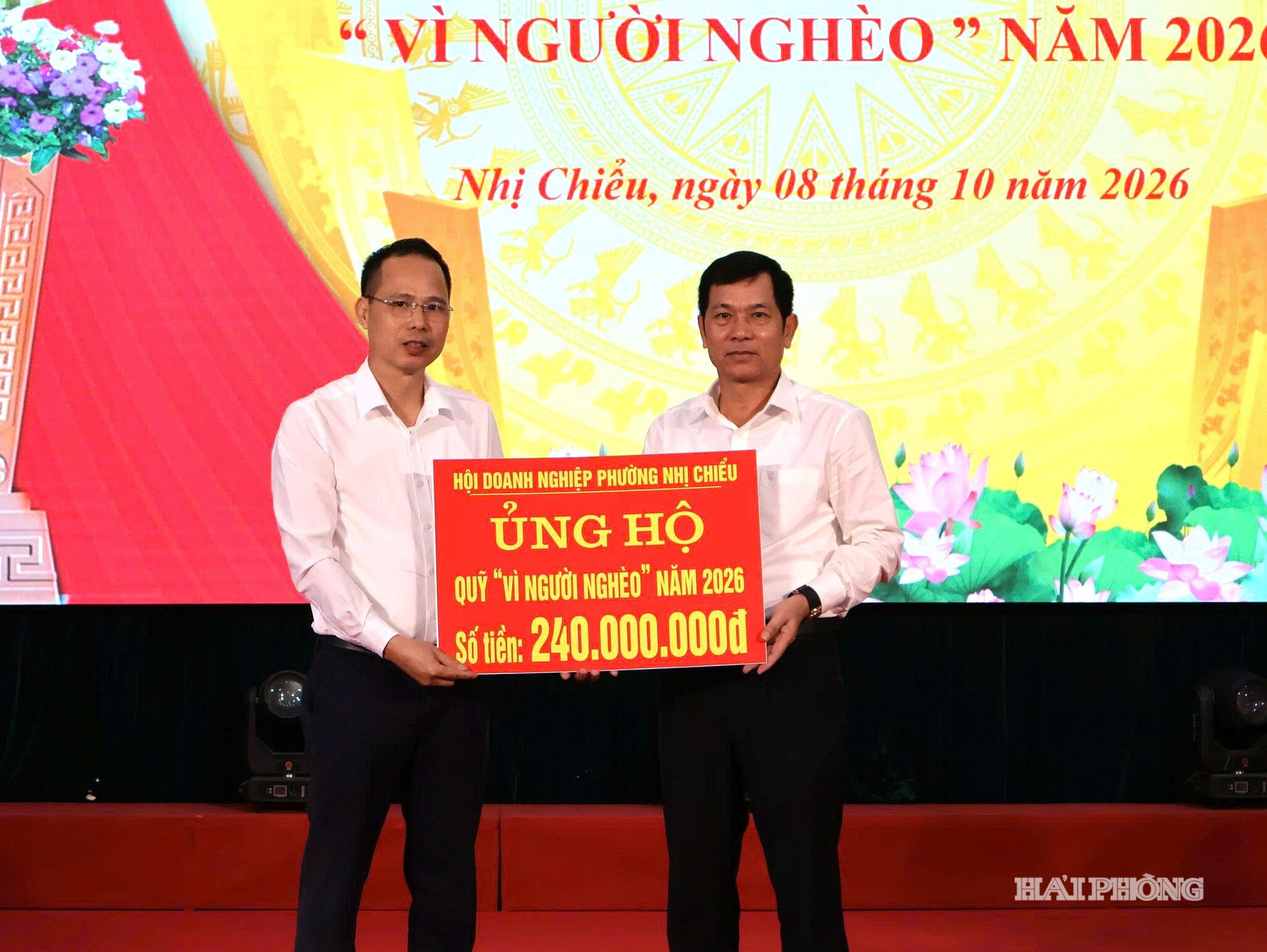 nhi-chieu-doanh-nghiep.jpg