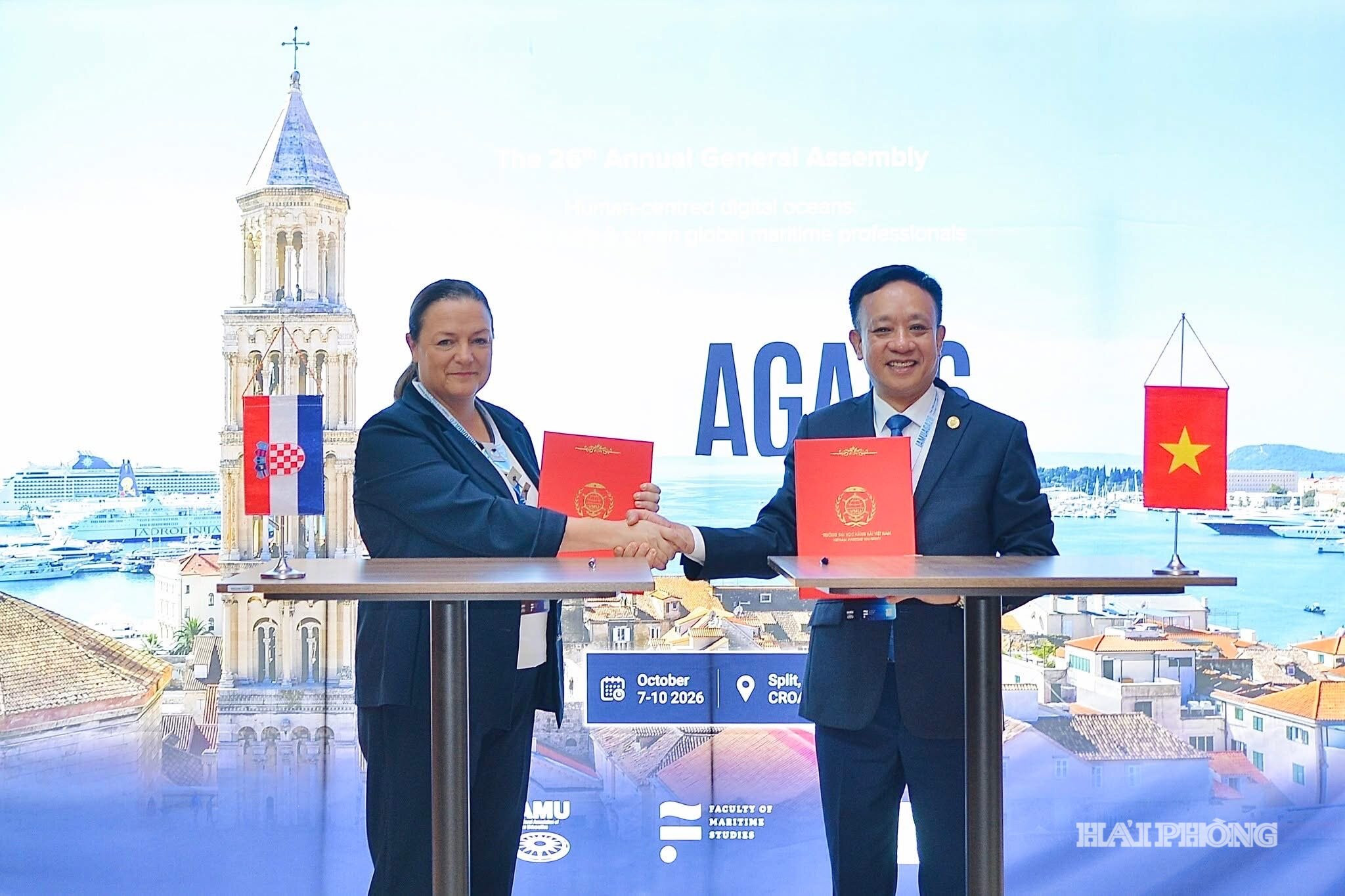 bien-ban-ghi-nho.jpg