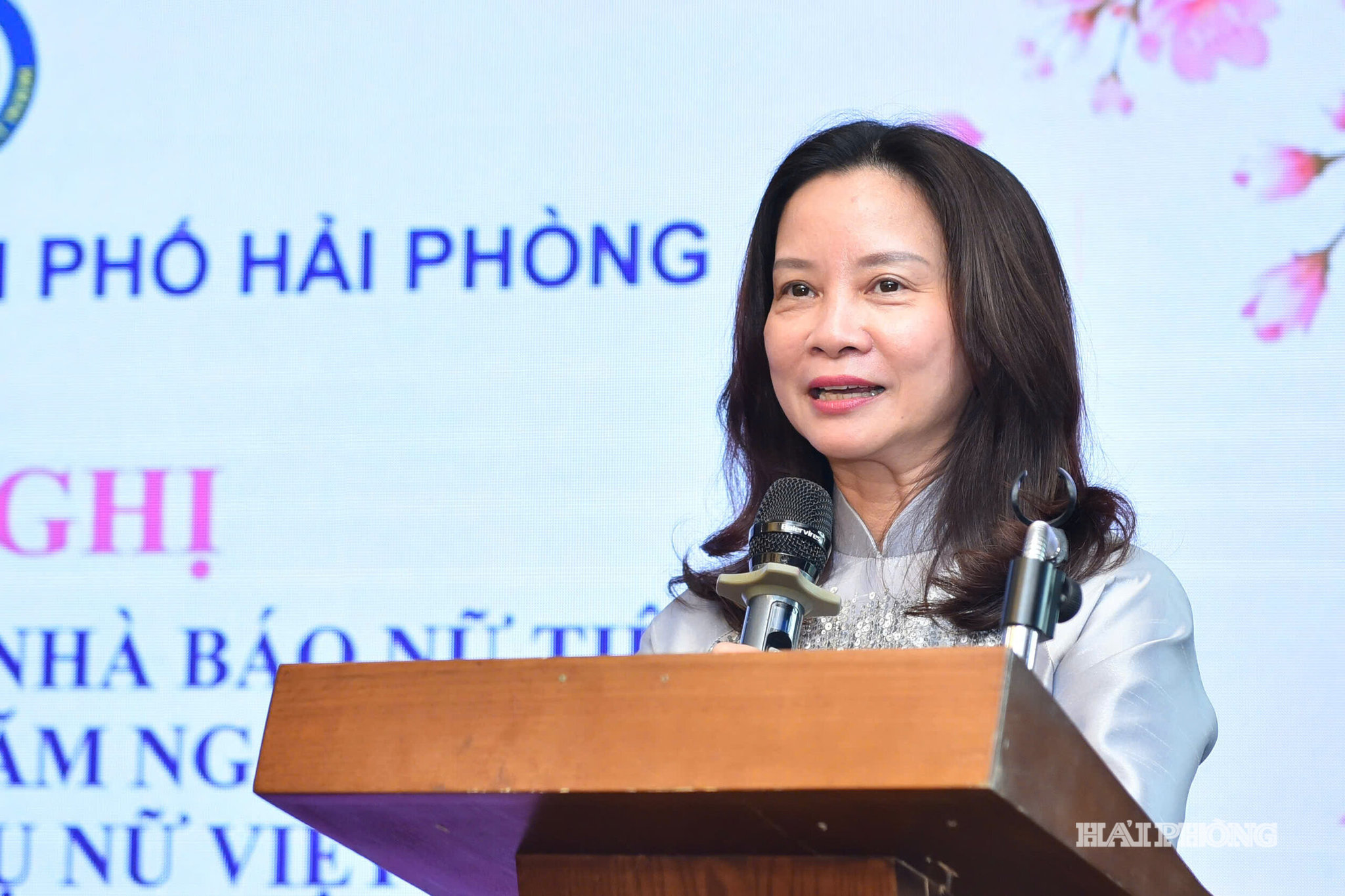 tran-thi-thu-huong(1).jpg