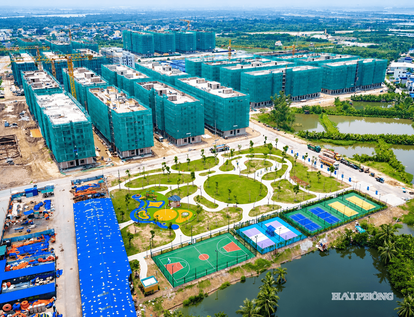 Dự án nhà ở xã hội tại phường Hải An, thuộc Khu kinh tế Đình Vũ - Cát Hải (Vinhomes Tràng Cát) có quy mô lớn nhất.