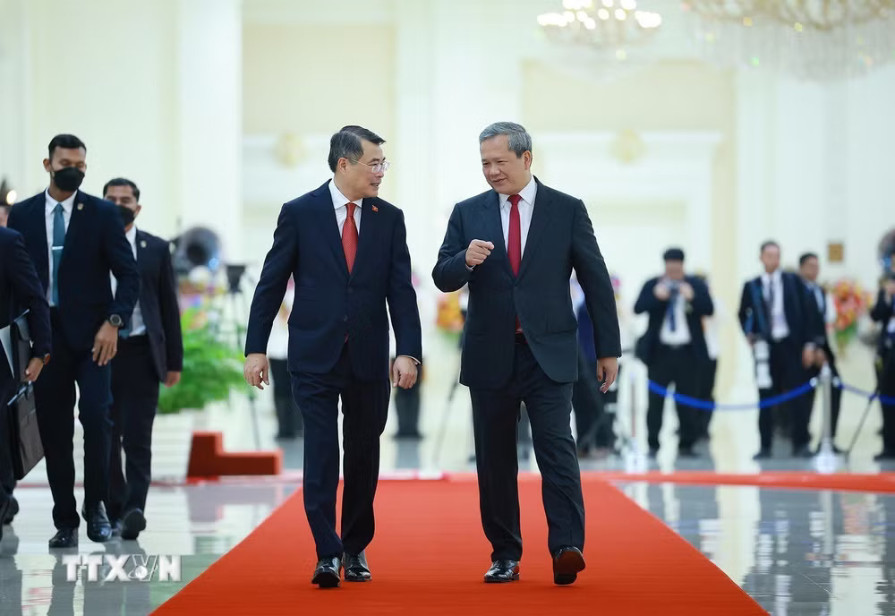 ttxvn_le-don-thu-tuong-le-minh-hung-tham-chinh-thuc-vuong-quoc-campuchia-4958.jpg