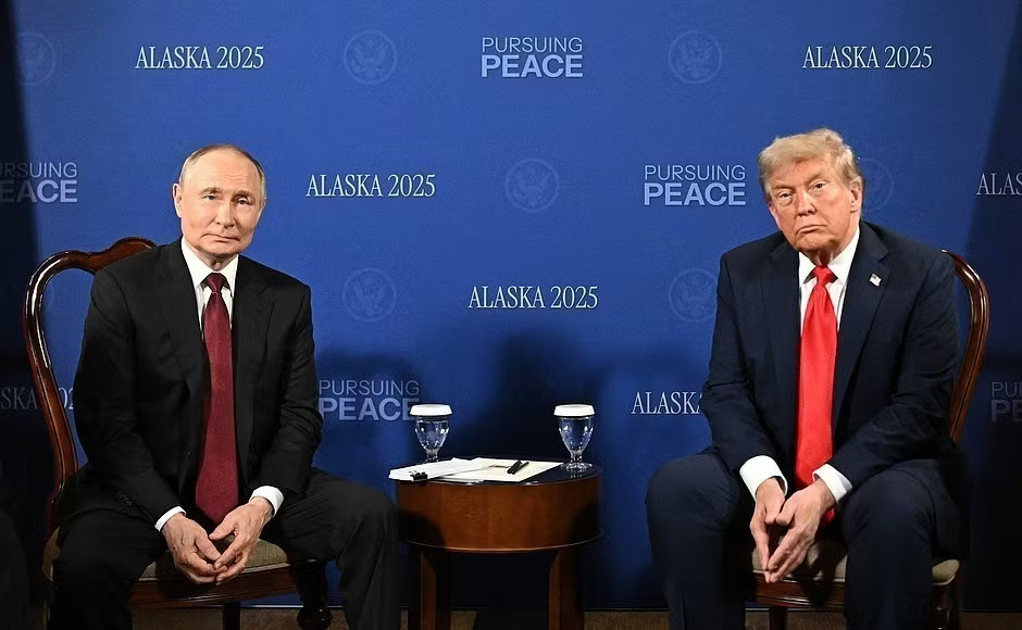 media3.baotintuc.vn-images-3wwbmg1ywtko6z2p4ielr-3pibbxpfyhu4vhxjpoh9oekevnoz1sffji9s4hvd2k-_1710-trump-putin.jpg.avif