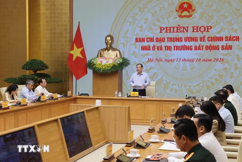 Phó Thủ tướng Thường trực Phạm Gia Túc chủ trì họp Ban Chỉ đạo Trung ương về chính sách nhà ở và thị trường bất động sản. (Ảnh: Lâm Khánh/TTXVN)