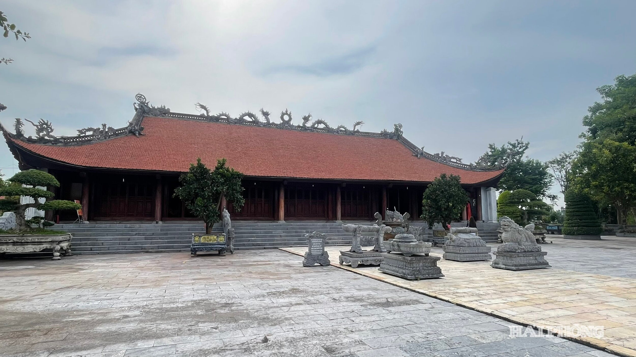 kien-truc-nha-mac1.jpg