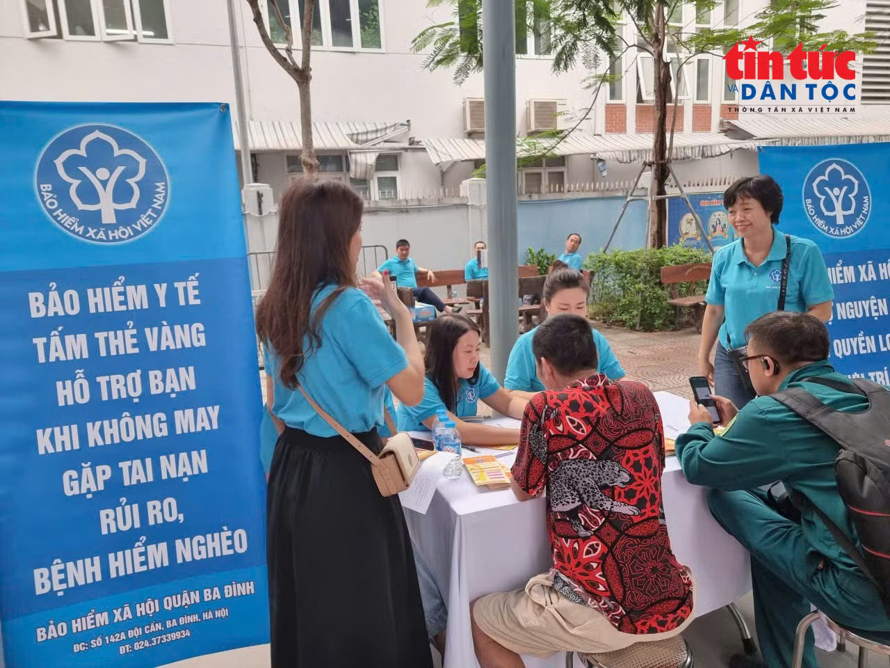 media3.baotintuc.vn-images-fumkfqizsetcsjsfxcdhuc0gxkwuqhmryudh86m7sqgiovvvzw95leufqe80zckclpvlkqpg58htn1uy0qit7g-_baotintuc_tr_tuvanbhxh021026-4.jpg.avif