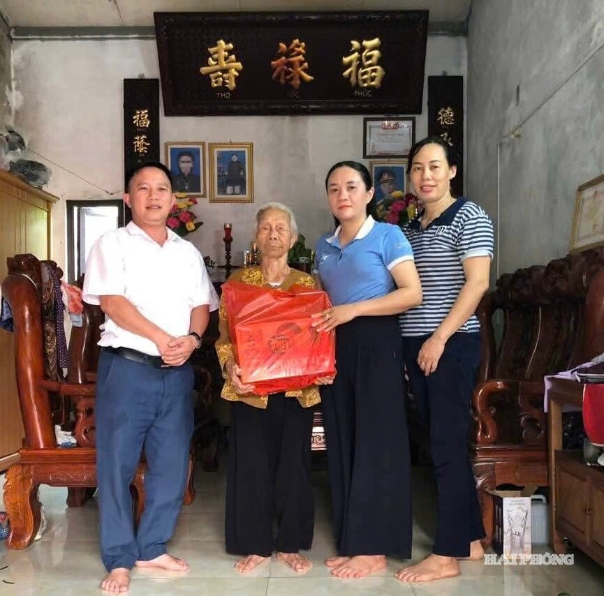 giai-thuong-2.jpg