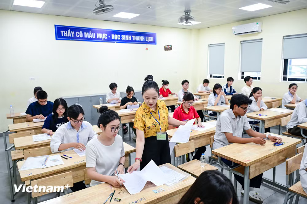 vnp-thi-tot-nghiep-21.jpg