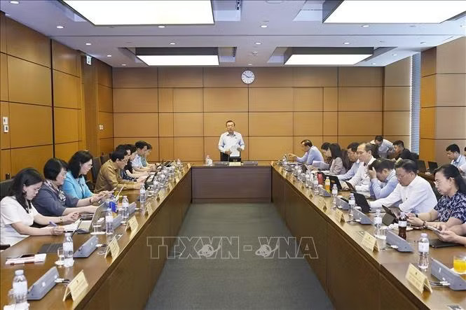 media3.baotintuc.vn-images-sm4190uvayve8weiqse9begbqasnz58idthummtxqcmozoeslljjg8cpjf3sl8dy-_dien-luc.jpg.avif