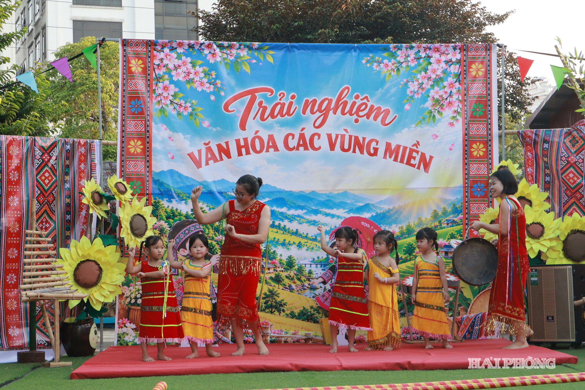 van-hoa-vung-mien (4)