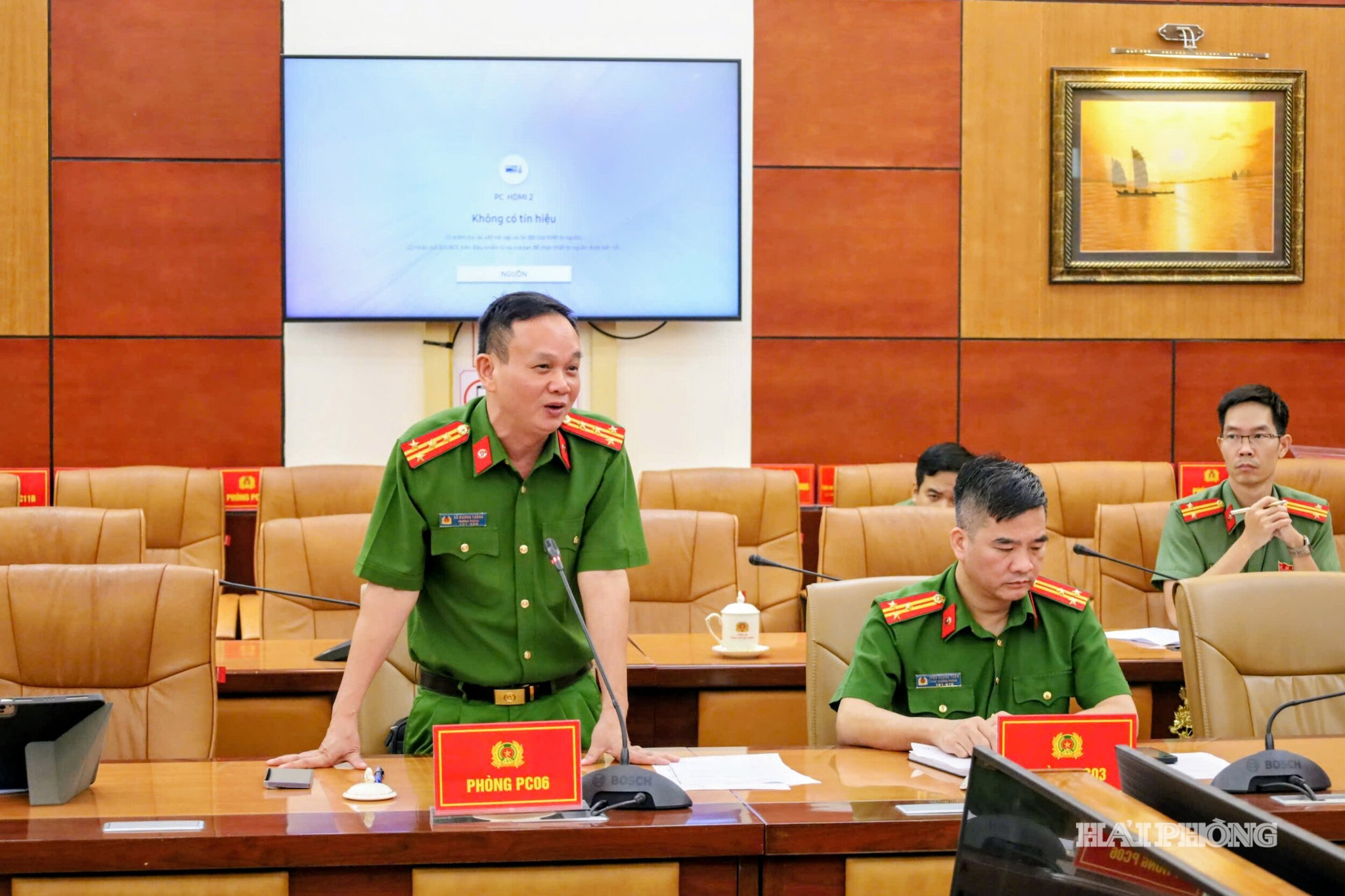 hanh-chinh.jpg