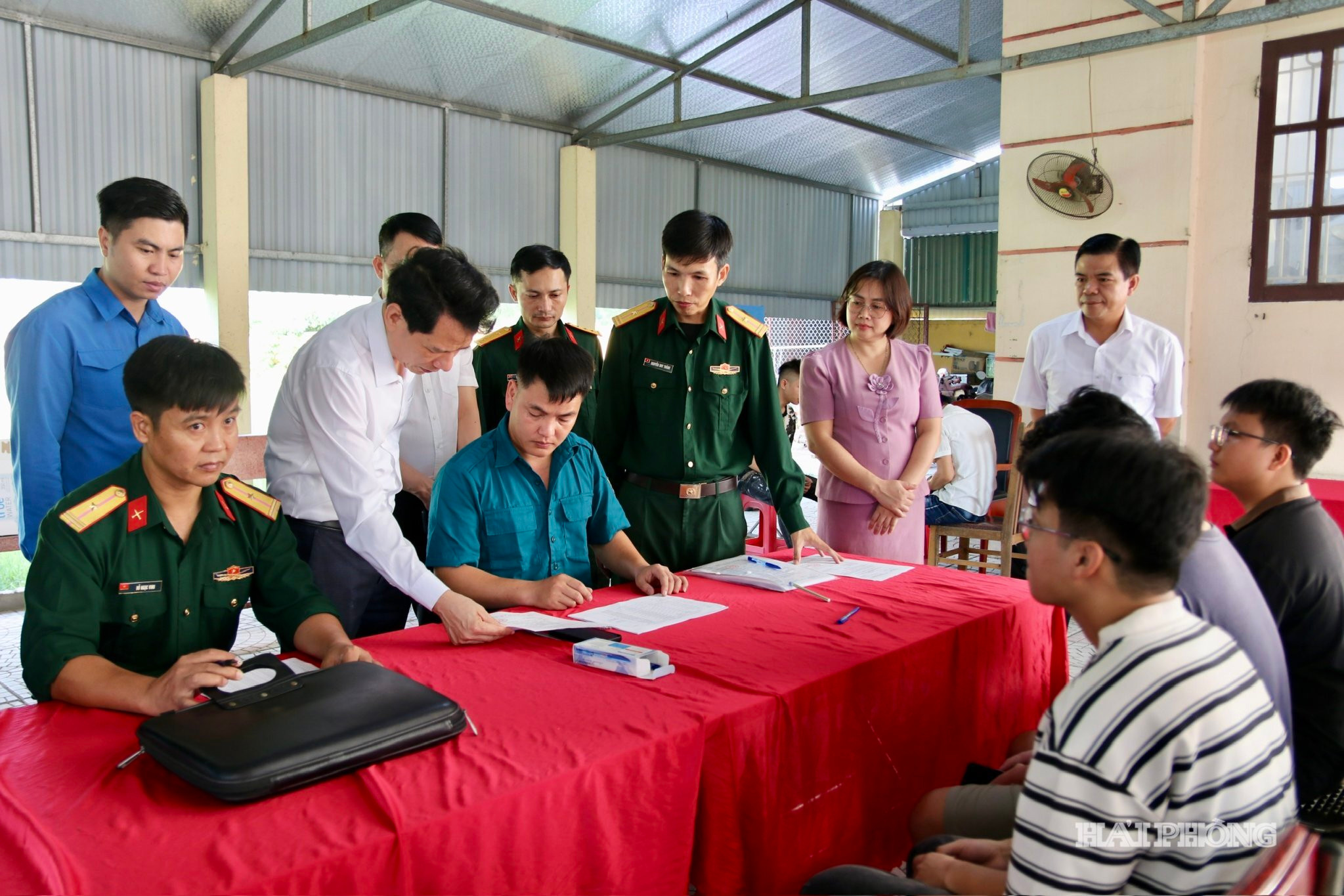 kham-tuyen-nghia-vu-quan-su.jpg