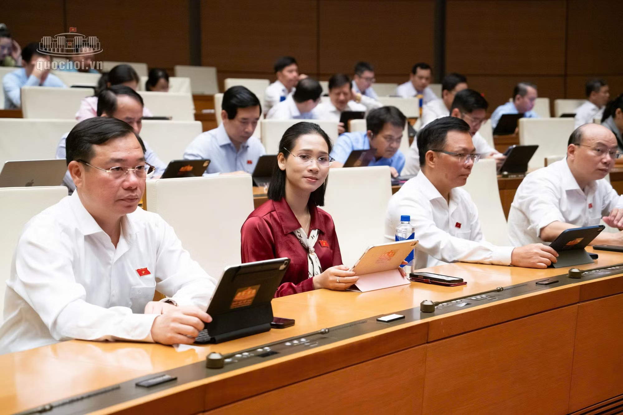 media3.baotintuc.vn-images-1t12qb8iinfk3gktbbzd-kfirqiqkdnku5pucu-lnuihconhsnwh5wankczjf7cl-_hoinghi.jpg.avif