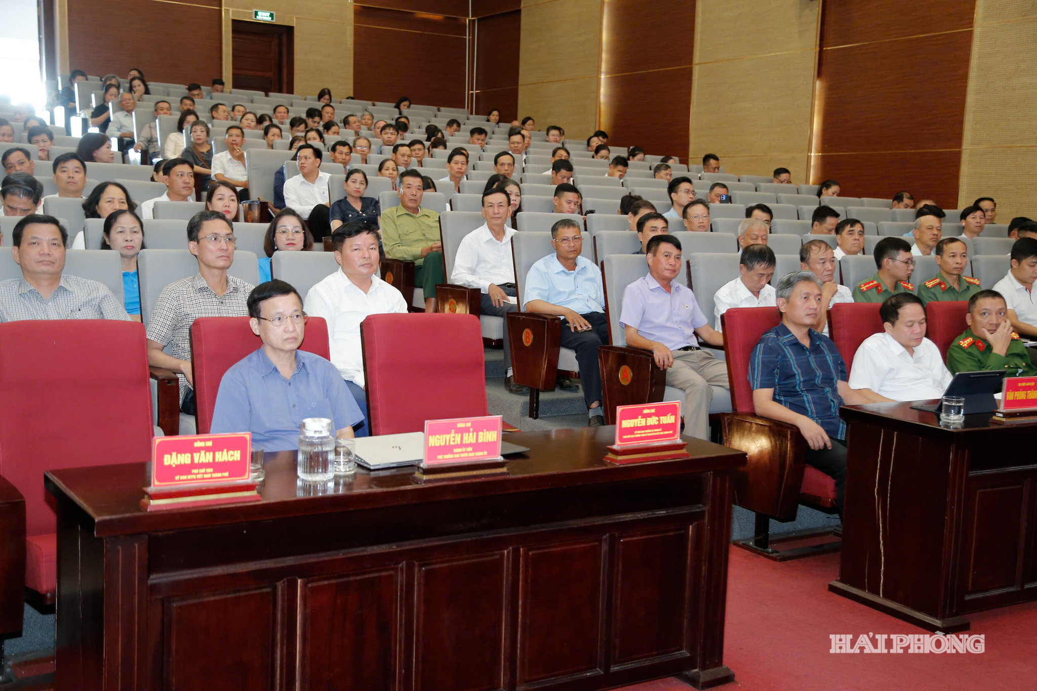 nghe dan noi MT 5