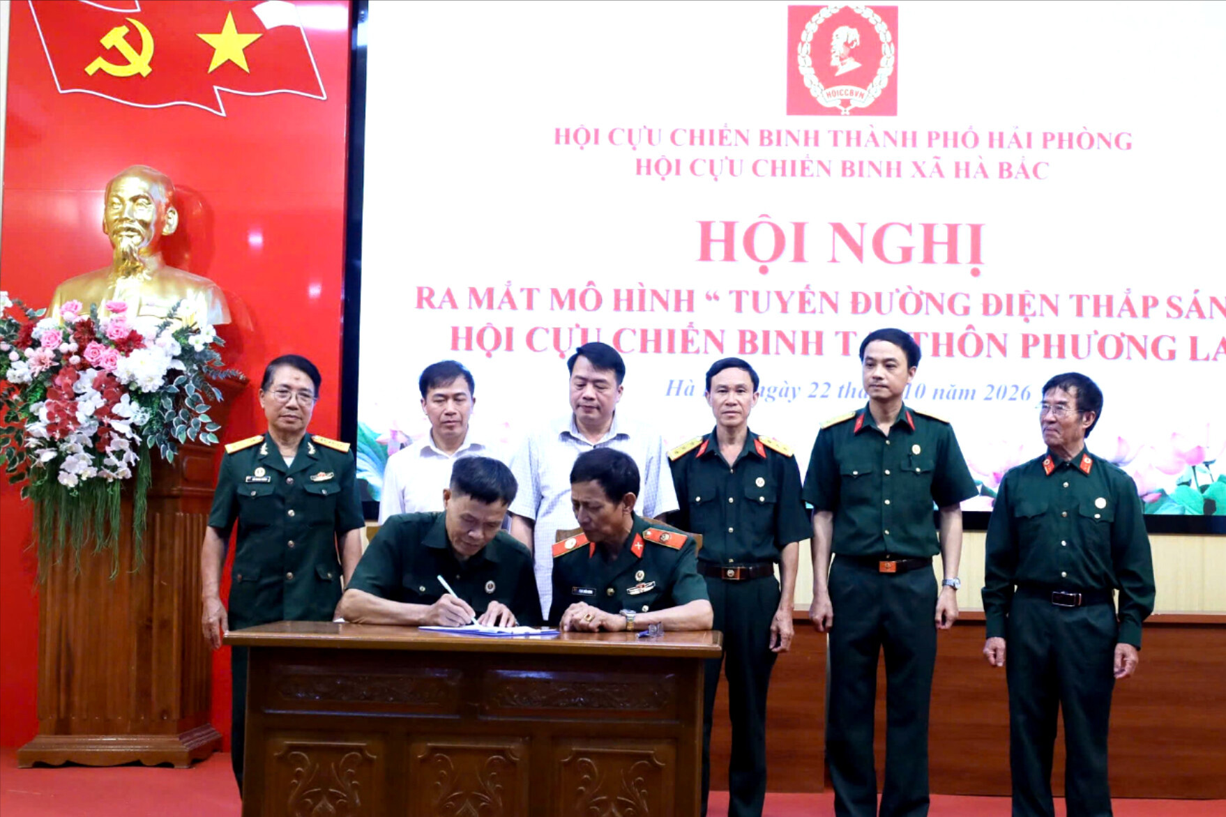 mo-hinh-ccb(1).jpg