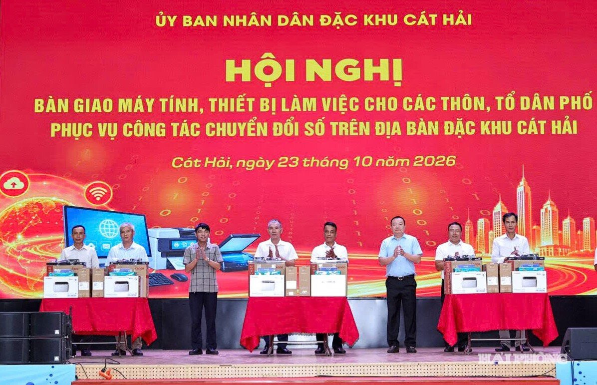 trao-thiet-bi-lam-viec-cat-hai1.jpg