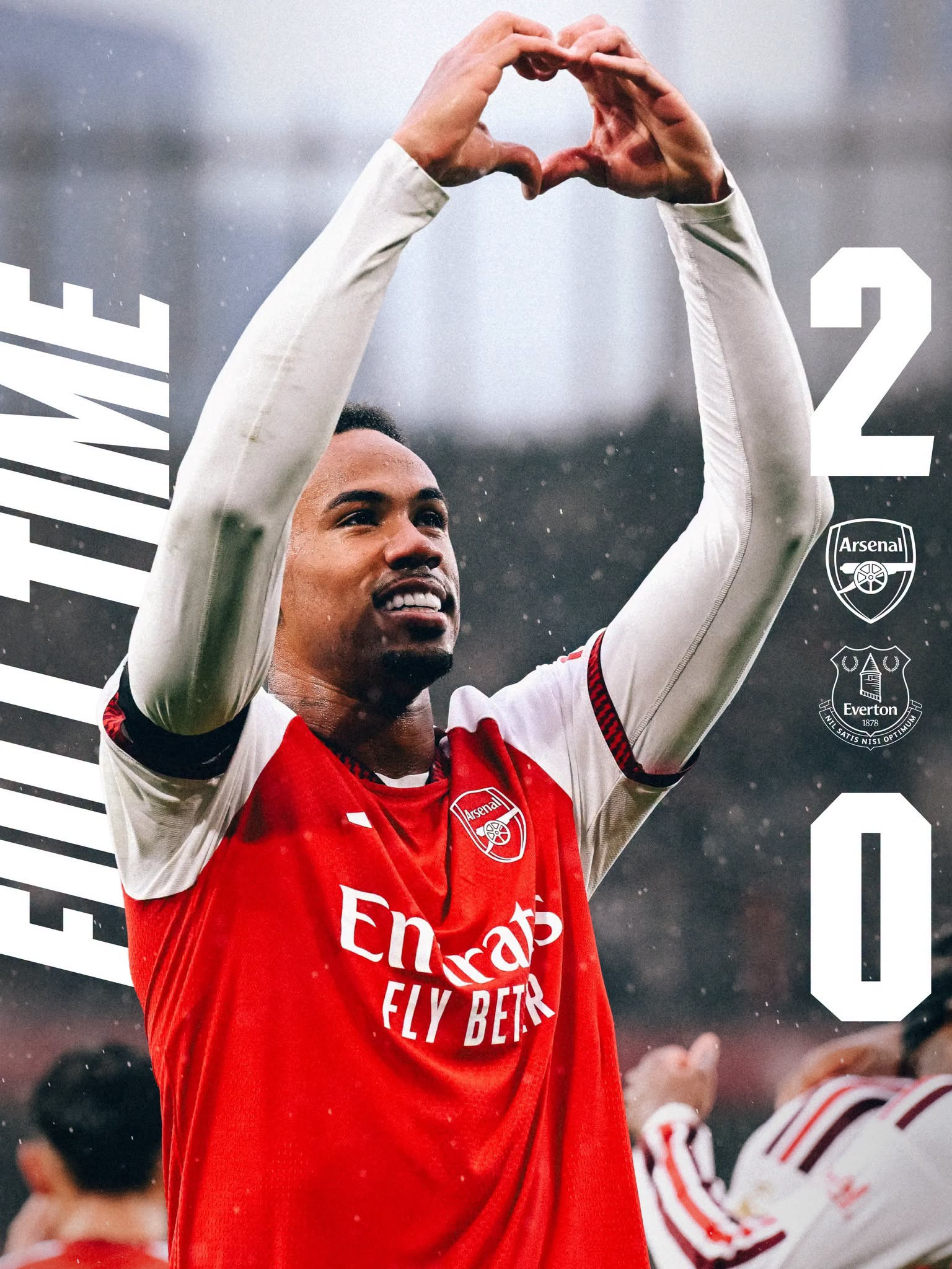 Arsenal thắng dễ 2-0, Man City mất lợi thế trong cuộc đua vô địch Ngoại hạng Anh - Ảnh 1.