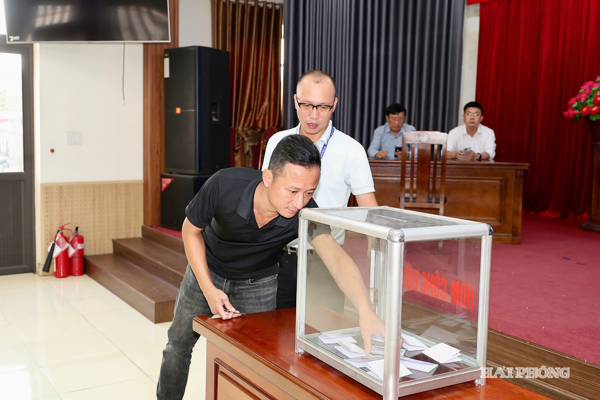 boc-tham.jpg