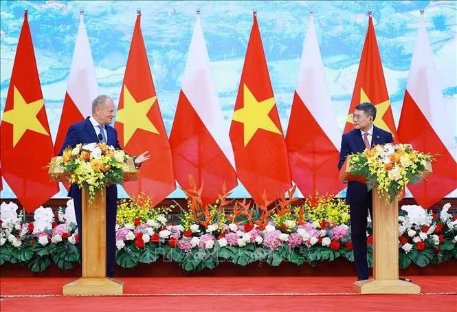 media3.baotintuc.vn-images-pm8gk_grpqmhzal_banon6itan7c5n-gh5flxuwlevhapl1ca9dkwwxikxw8rymn-_nang-cap-quan-he4.jpg.avif