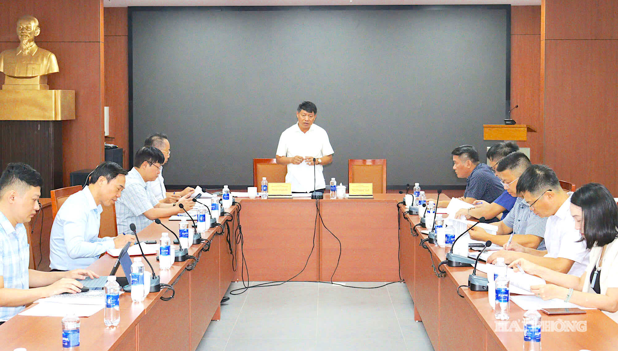 pham-van-khanh.jpg