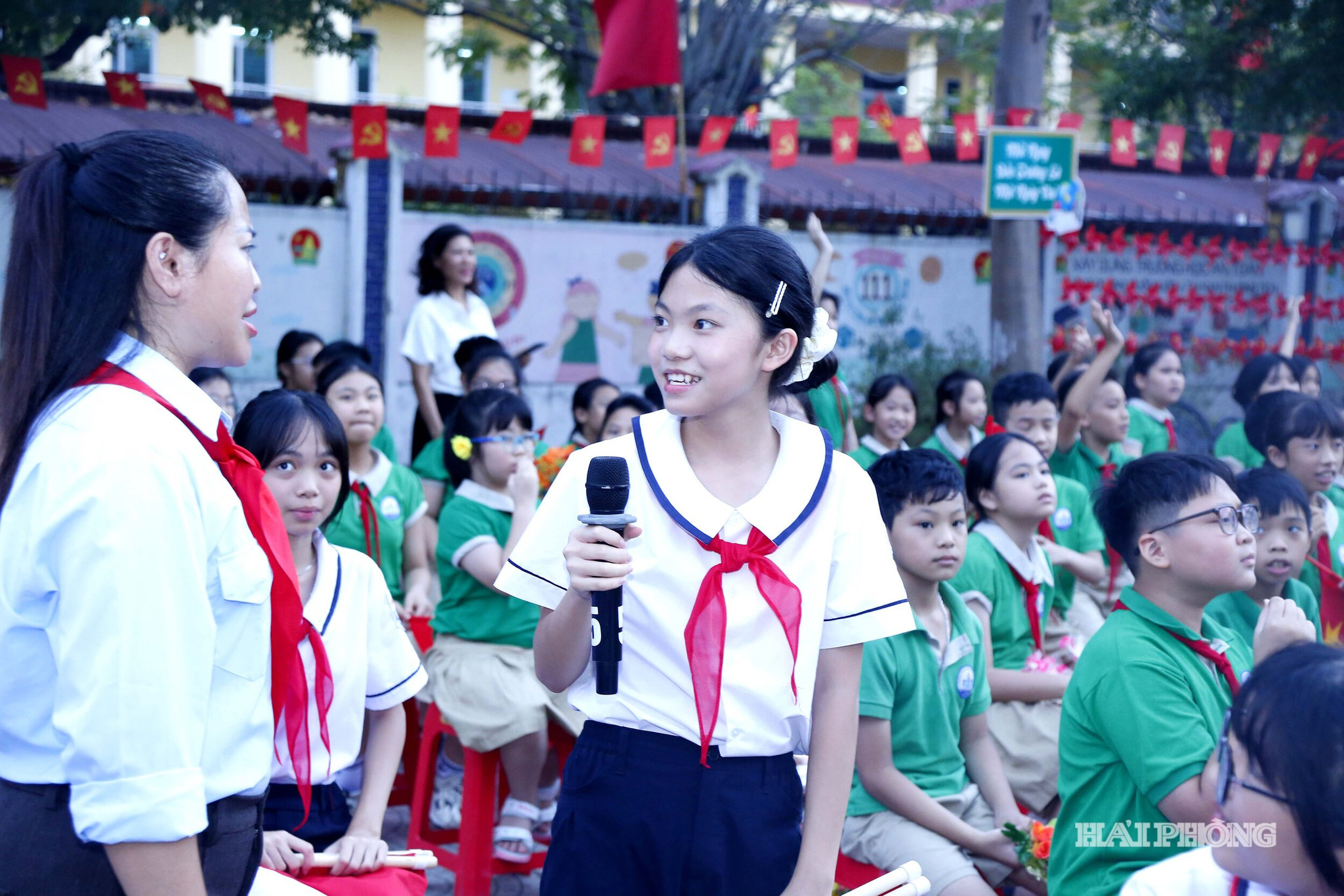 Trò chơi tương tác tìm hiểu về Đội- Đoàn TNCS Hồ Chí Minh thu hút đông đảo học sinh