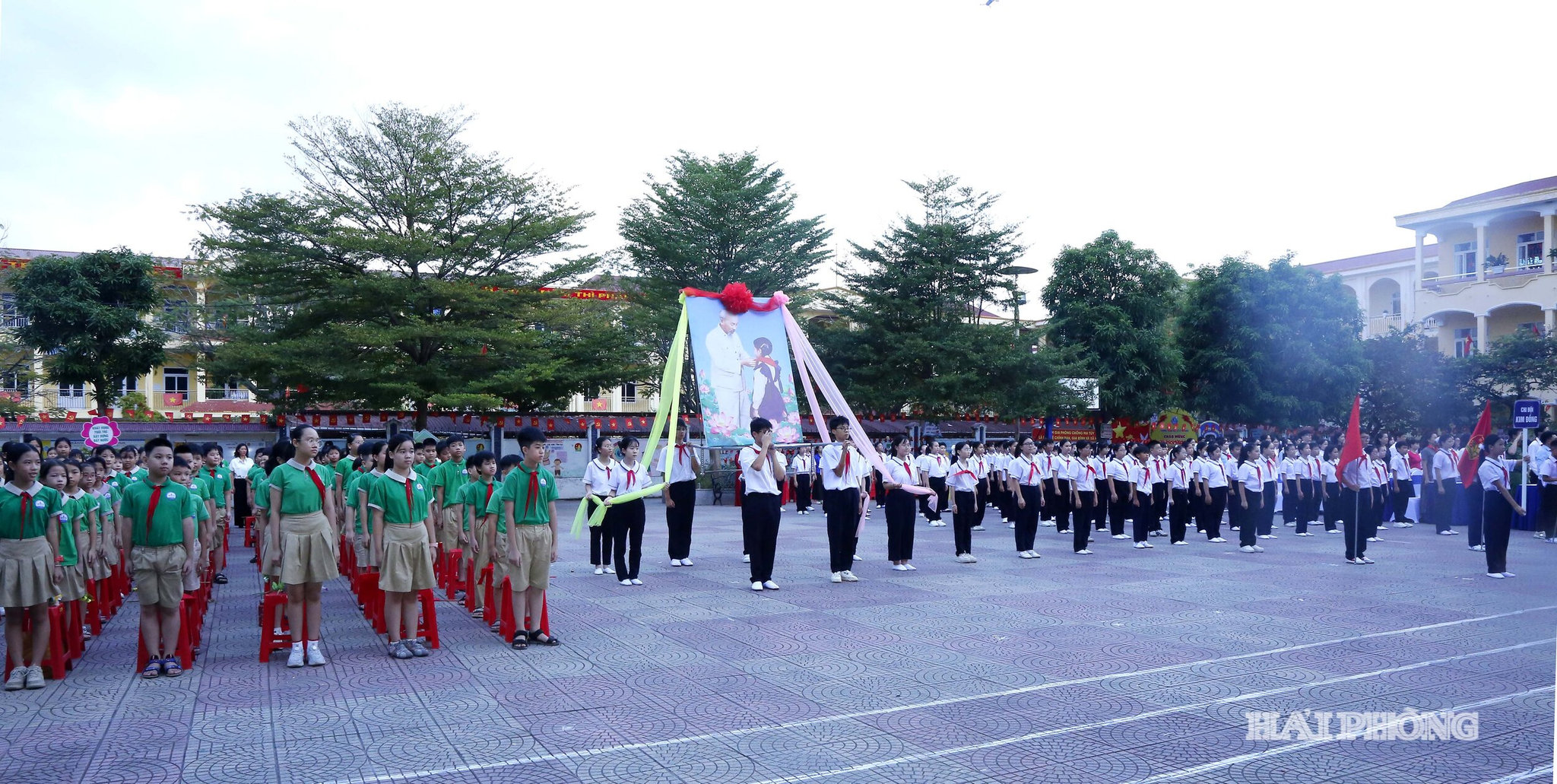 Lễ chào cờ 