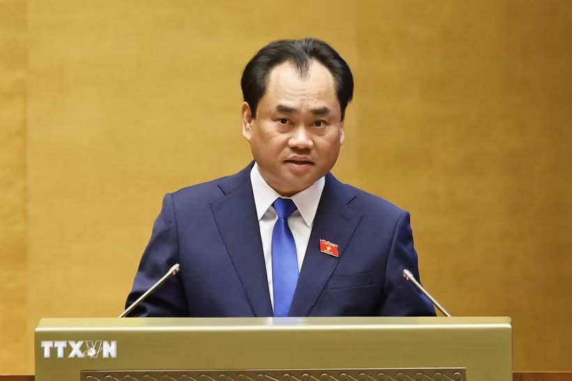 Bộ trưởng Bộ Nông nghiệp và Môi trường Trịnh Việt Hùng phát biểu giải trình, làm rõ một số vấn đề đại biểu Quốc hội nêu. (Ảnh: Doãn Tấn/TTXVN)