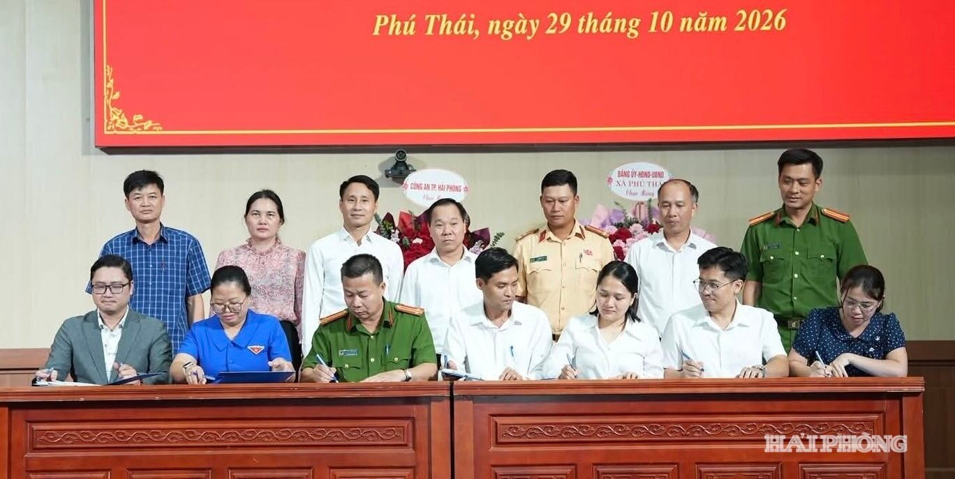 phu-thai-ant-toan-giao-thong(1).jpg