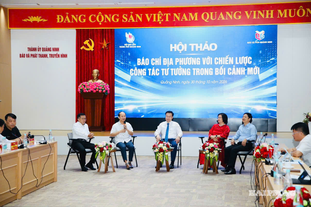 hoi-thao-2.jpg