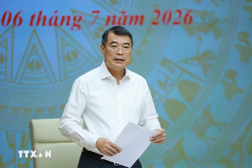 Thủ tướng Lê Minh Hưng, Chủ tịch Hội đồng Thi đua-Khen thưởng Trung ương chủ trì Phiên họp lần thứ hai. (Ảnh: Dương Giang/TTXVN)