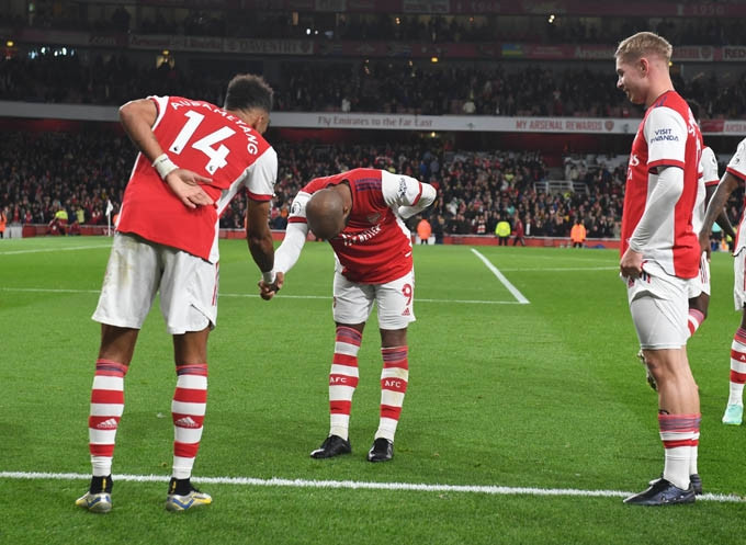 Aubameyang thi đấu nổi bật trong chiến thắng của Arsenal