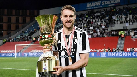 Juventus hủy hợp đồng với Ramsey