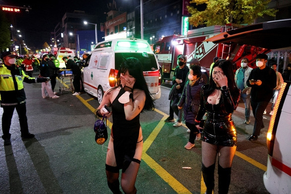 Thảm họa giẫm đạp Halloween ở Hàn Quốc: 146 người chết, hơn 150 người bị thương - Ảnh 2.