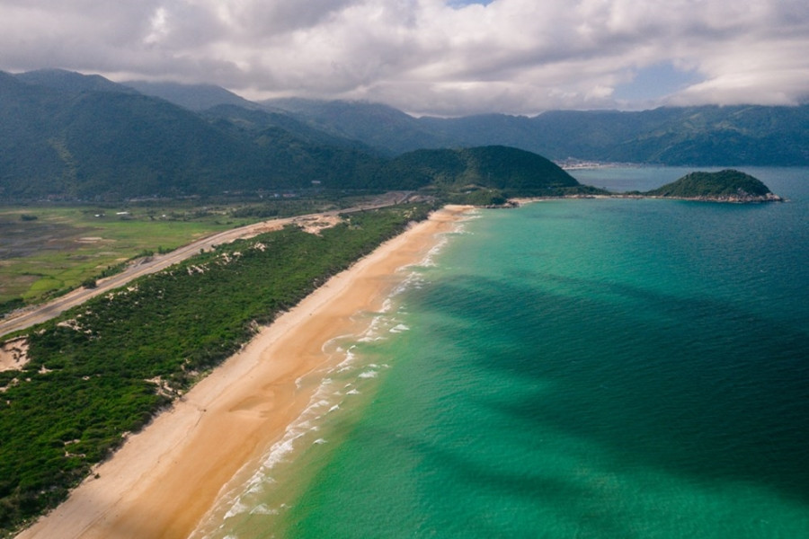 Khanh Hoa – Phu Yen route: View from above hinh anh 3