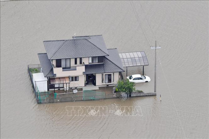 日本は過去100年で記録的な大雨に見舞われた