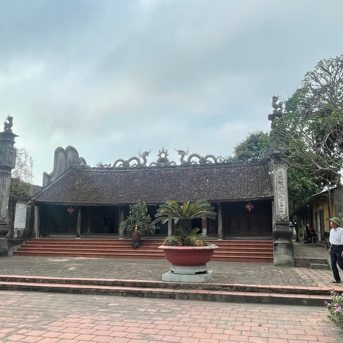 Về đền Quốc Phụ nghe kể nỗi oan Thượng tể Trần Quốc Chẩn