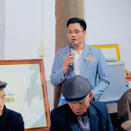 Người trẻ làm cán bộ ở cơ sở