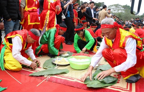 Sôi nổi hội thi bánh chưng, bánh dày