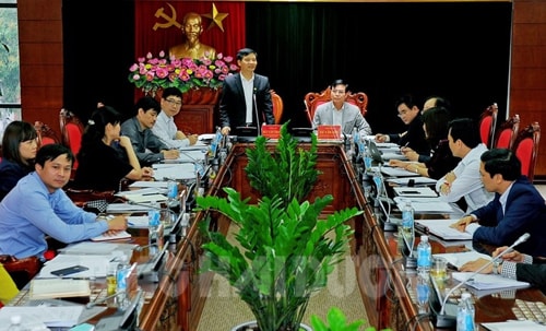 Quan tâm công tác văn thư lưu trữ của Đảng 