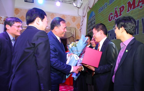 Gặp mặt các trí thức ngành y