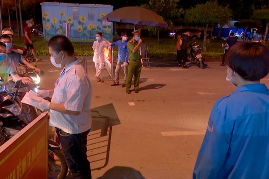 Thức trắng đêm phòng chống dịch 