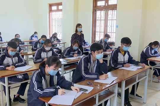 Bảo đảm an toàn phòng dịch khi học sinh trở lại trường học 